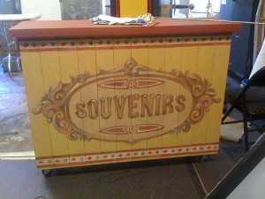 Souvenir cart